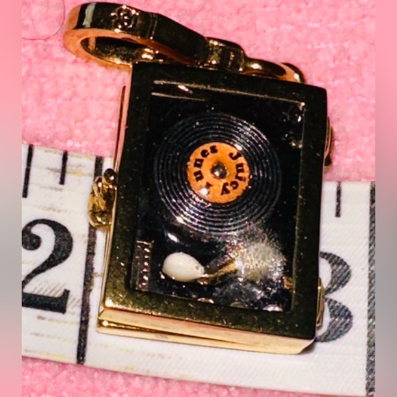 RARE hard to find AUTHENTIC Juicy Couture Gold plated over brass record charm - Picture 11 of 13